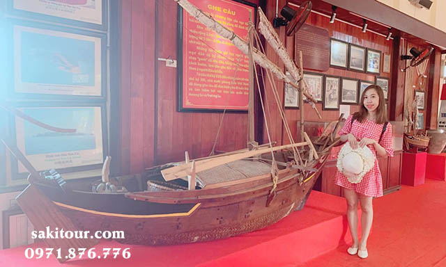 Mồ hình thuyền được sử dụng từ thời xưa của Hải Đội Hoàng Sa